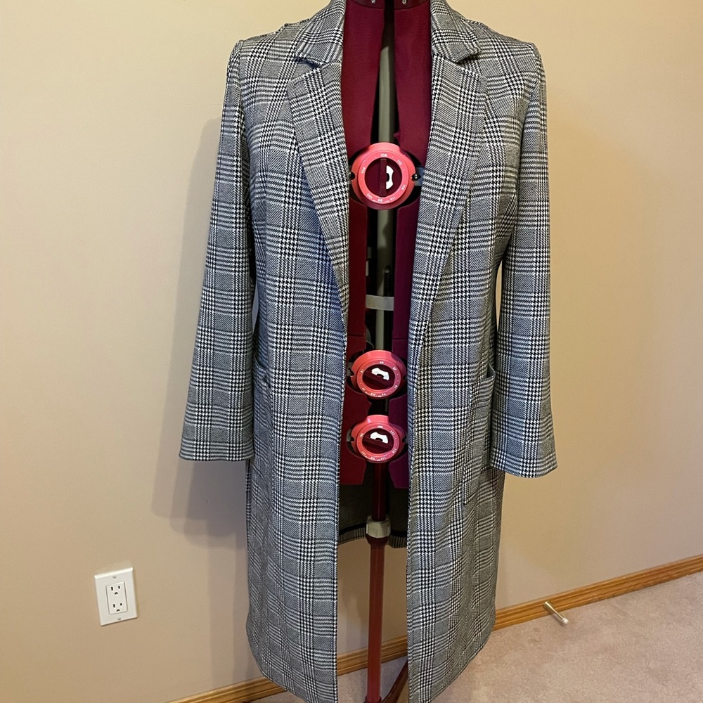 Michel Studio Houndstooth long Blazer / Jacket